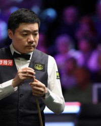 乐鱼官方网站-英锦赛丁俊晖惜败墨菲 失误频繁重回巅峰还需稳定