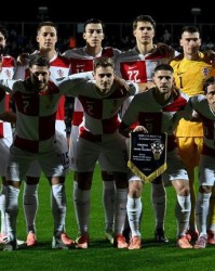 乐鱼网下载-克罗地亚队世界杯26人名单：40岁魔笛第5次参赛 留14位季军成员|卢卡·莫德里奇|斯坦尼西奇|武什科维奇|克罗地亚足球队|美加墨世界杯_新浪体育_新浪新闻