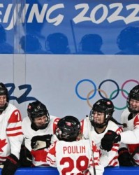 乐鱼官方网站-北美看冬奥：女冰巅峰战提前上演 美国得势却输球